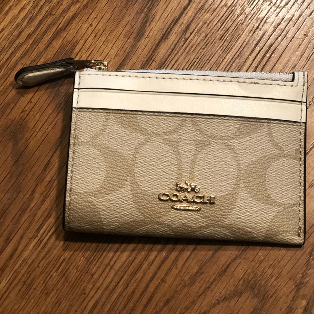 Mini coach wallet